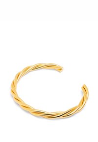 Bracciale a manica in oro con finitura lucida. Presenta un design flessibile con due filamenti intrecciati per texture ed eleganza.