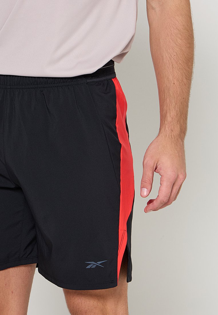 Kurze Sporthose