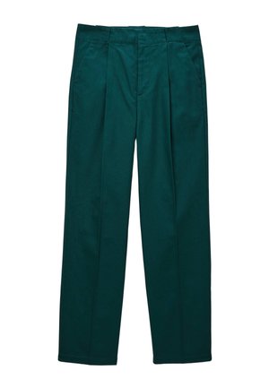 Pantalons en coton verts avec une coupe décontractée, dotés de deux poches avant et de plis pour un détail supplémentaire. Texture lisse et design ajusté.