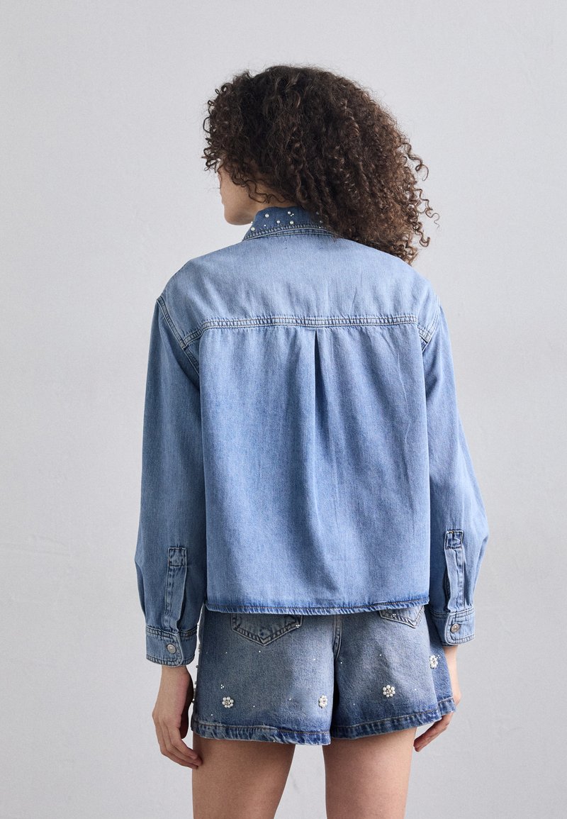 Veste En Jean Maje - Taille 36 - Coupe College Bleue - Occasion Très Bon état - Doublure Coton