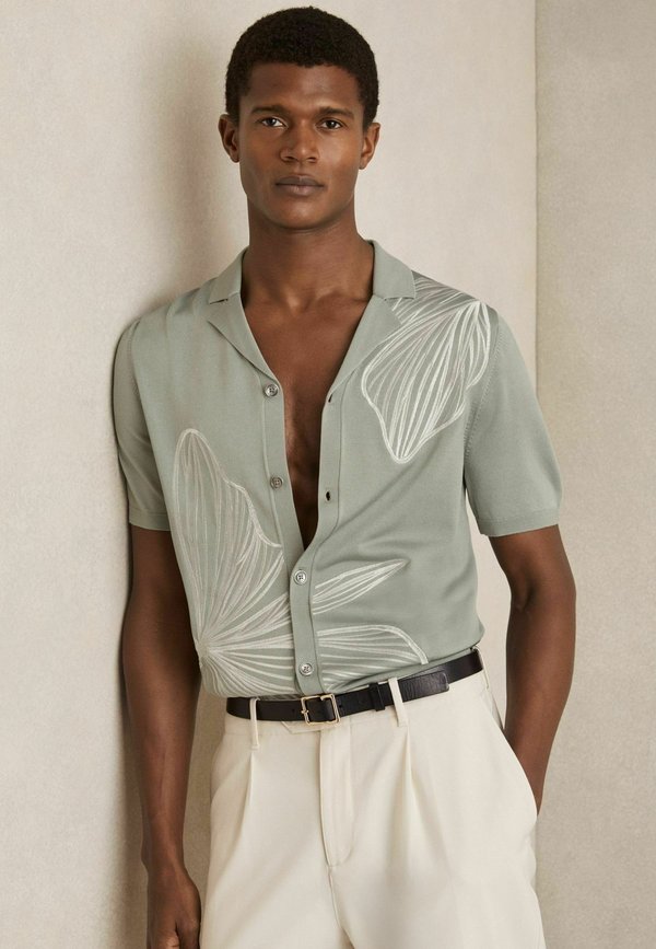 REGULAR FIT - LAURENT FLOWER  - Hemd - soft sage