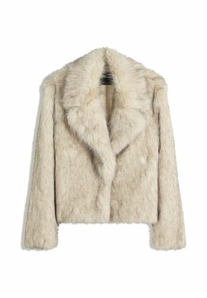 Kurze Kunstfelljacke in hellem Beige, mit breitem Kragen, lockerer Passform und weicher, strukturierter Oberfläche. Keine sichtbaren Metallteile.