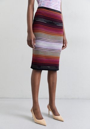 Jupe crayon - not defined