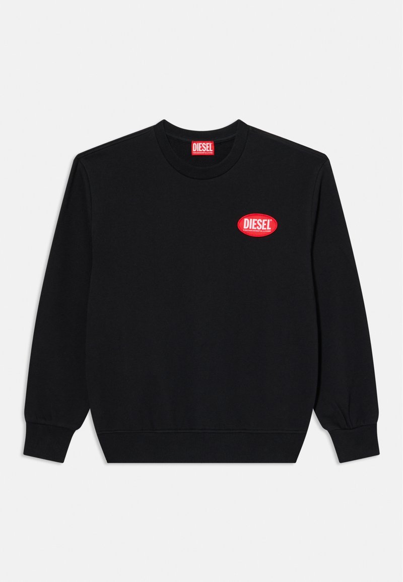 Svart hettegenser laget av bomull med ribbede mansjetter og halslinning. Har en rød oval logo med teksten "DIESEL" på brystet.