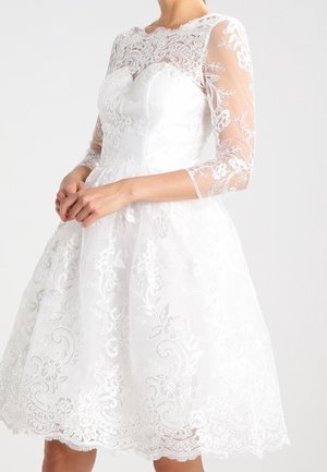 Cocktail dress / Party dress - white