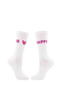Weiße Socken mit Crew-Schnitt, auf einem Sockel steht der pinke Text "BE" und ein lächelndes Herz, auf dem anderen Sockel steht "HAPPY".