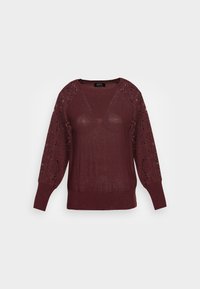 Bordeauxfarbener Pullover mit langen Spitzenärmeln, gerippten Bündchen und lockerer Passform. Der Körper hat eine leicht transparente Textur und einen gerundeten Ausschnitt.