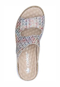 Sandale à glissière multicolore avec deux sangles ajustables, texture tissée, semelle intérieure rembourrée et semelle de couleur claire. Présente un logo sur la semelle intérieure.