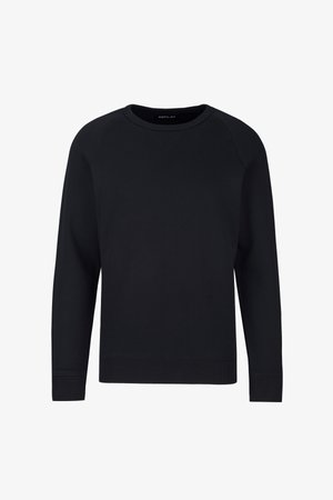 Black crewneck sweatshirt with long raglan sleeves, ribbed neck and cuffs, made from soft cotton fabric. Simple, unadorned design.
