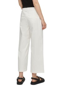 s.Oliver BLACK LABEL CULOTTE - Broek - creme