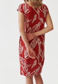 TATUUM Pouzdrové šaty - orange