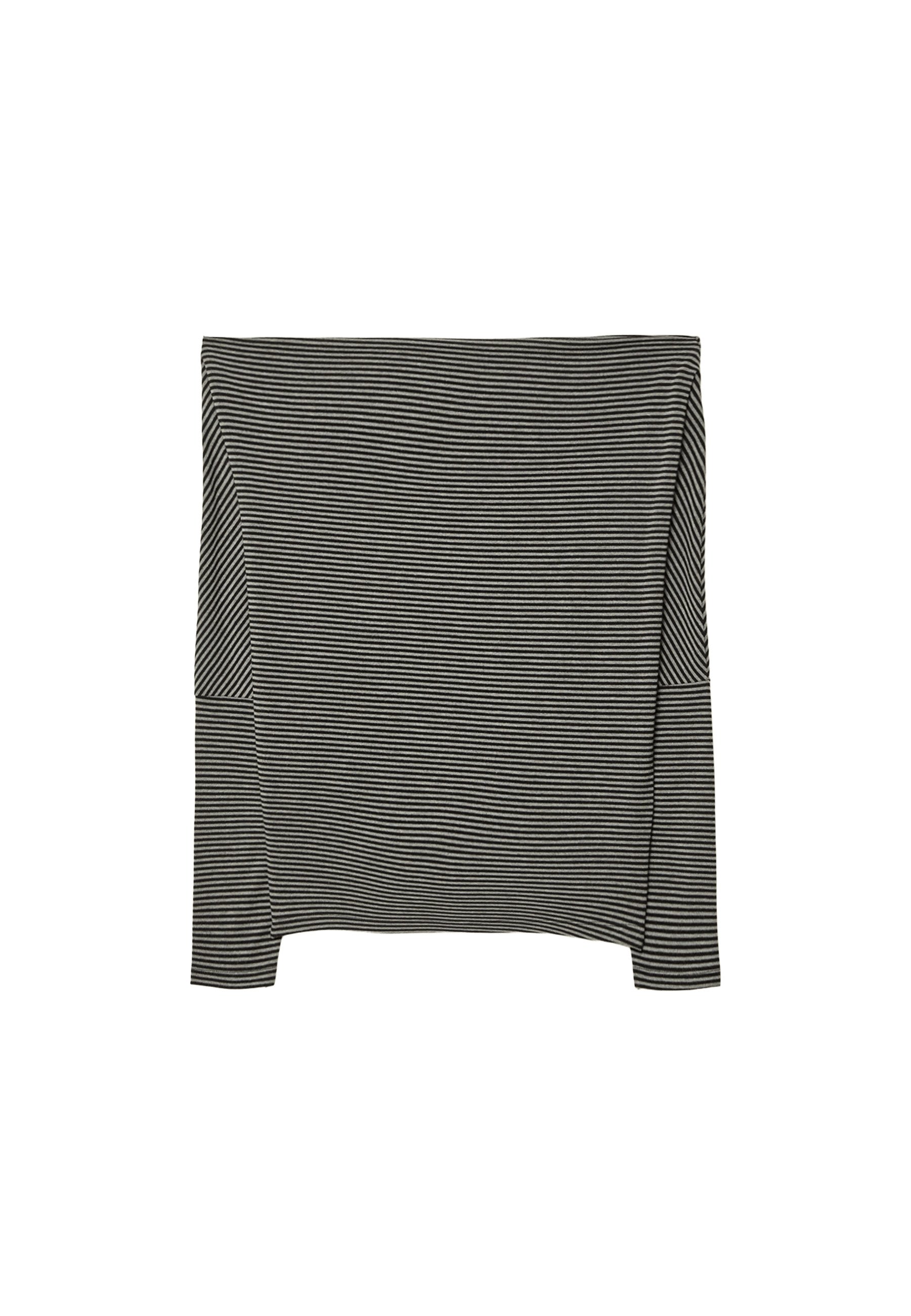 striped asymmetric top