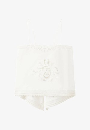 Ensemble blanc composé d'une camisole et d'un short avec bordure en dentelle et broderie florale découpée, doté de fines bretelles.