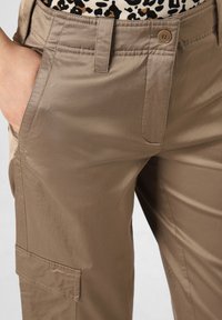 Cambio KALLA - Cargohose - braun