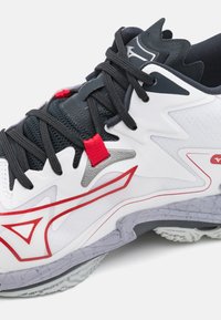 Mizuno WAVE LIGHTNING Z8 - Scarpe da pallavolo - white/salsa/black