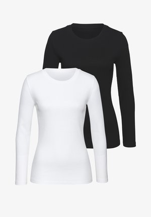 Zwei Langarm-T-Shirts: eines in Weiß und eines in Schwarz. Beide haben einen runden Halsausschnitt und bestehen aus geripptem Baumwollstoff.