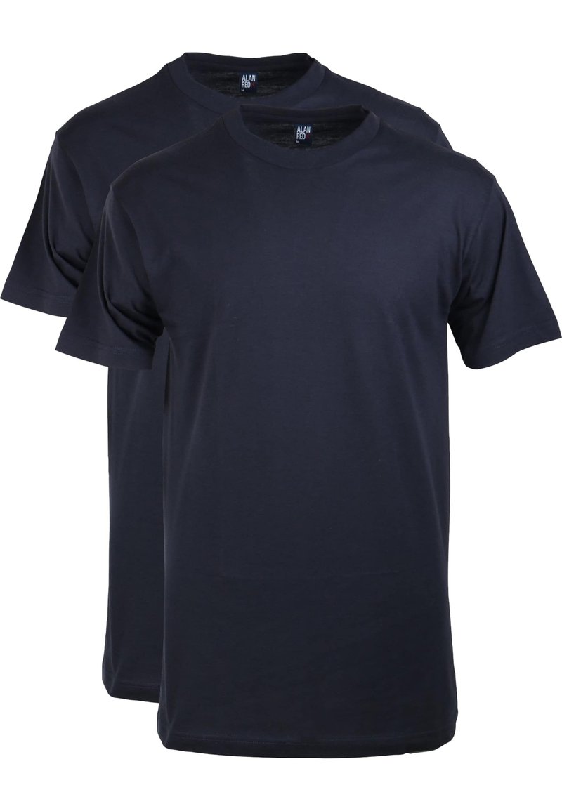 Twee donkerblauwe katoenen T-shirts met een ronde hals en korte mouwen, met een eenvoudig ontwerp en een gladde textuur.