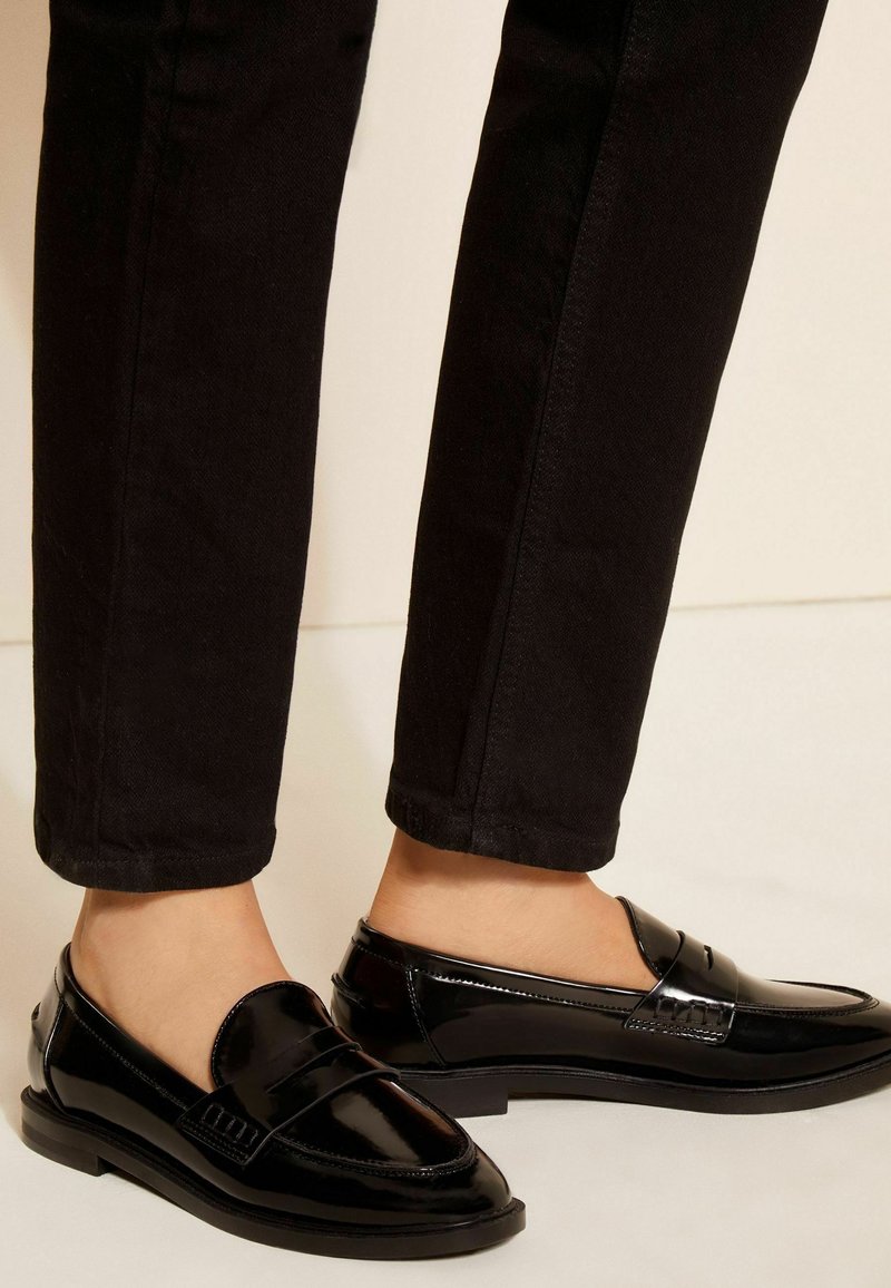 Friends Like These REGULAR FIT - COMFORT FLAT LOAFERS - Jalga libistatavad jalanõud - black