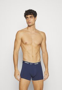 Nike Underwear TRUNK 3 PACK - Boxer brief - polar/luminous green/midnight navy