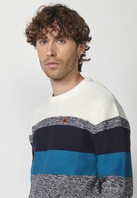 Koroshi Strickpullover - crudo   off white