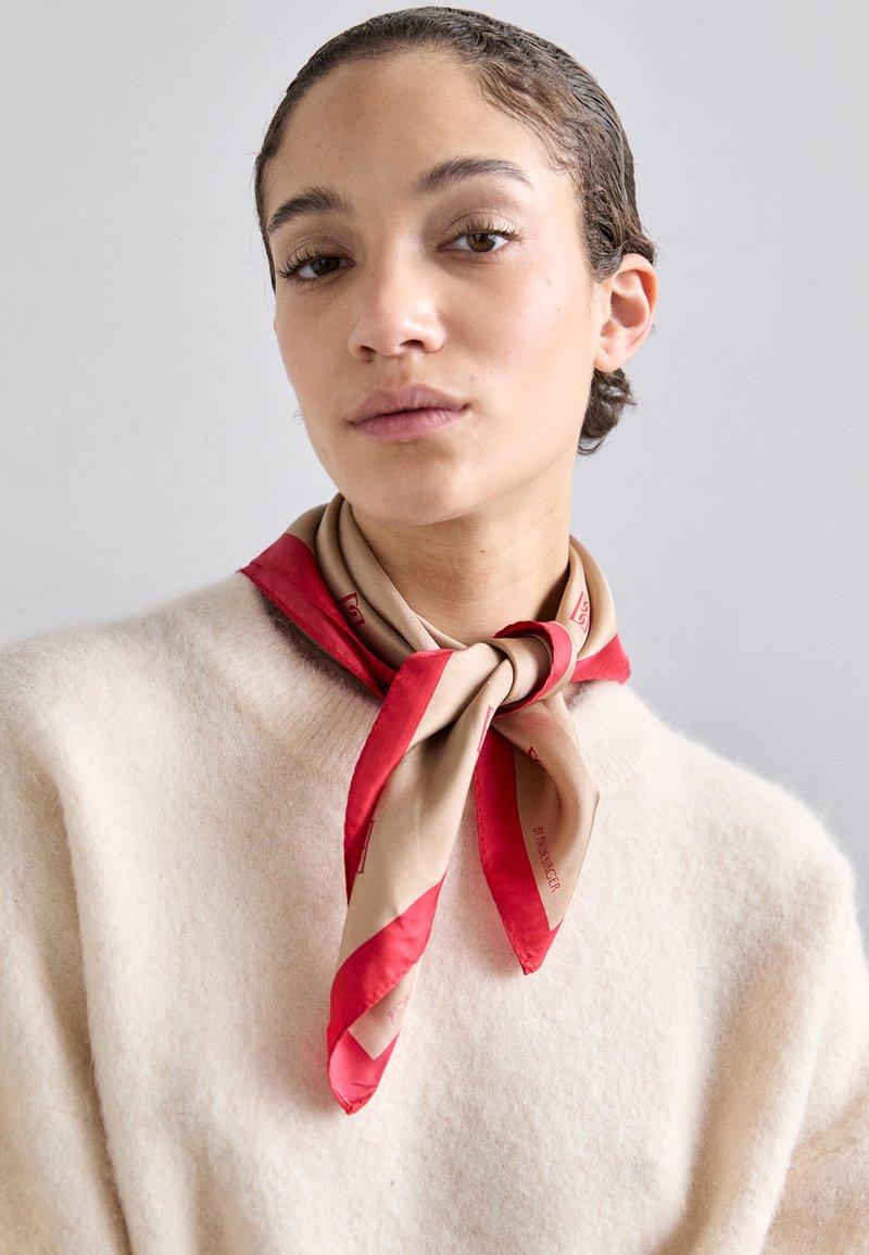 By Malene Birger MONNIS - Skjerf - tannin