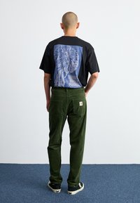 Carhartt WIP CHRYSANTHEMUM  - Camiseta estampada - black