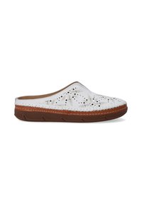 Hvide slip-on klip med perforeret læder, brun gummisål og syede detaljer. Har blomster mønstre på overdelen.