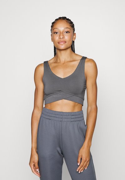 fila disruptor chaussette