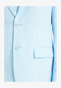 Neizbrano, cool blue