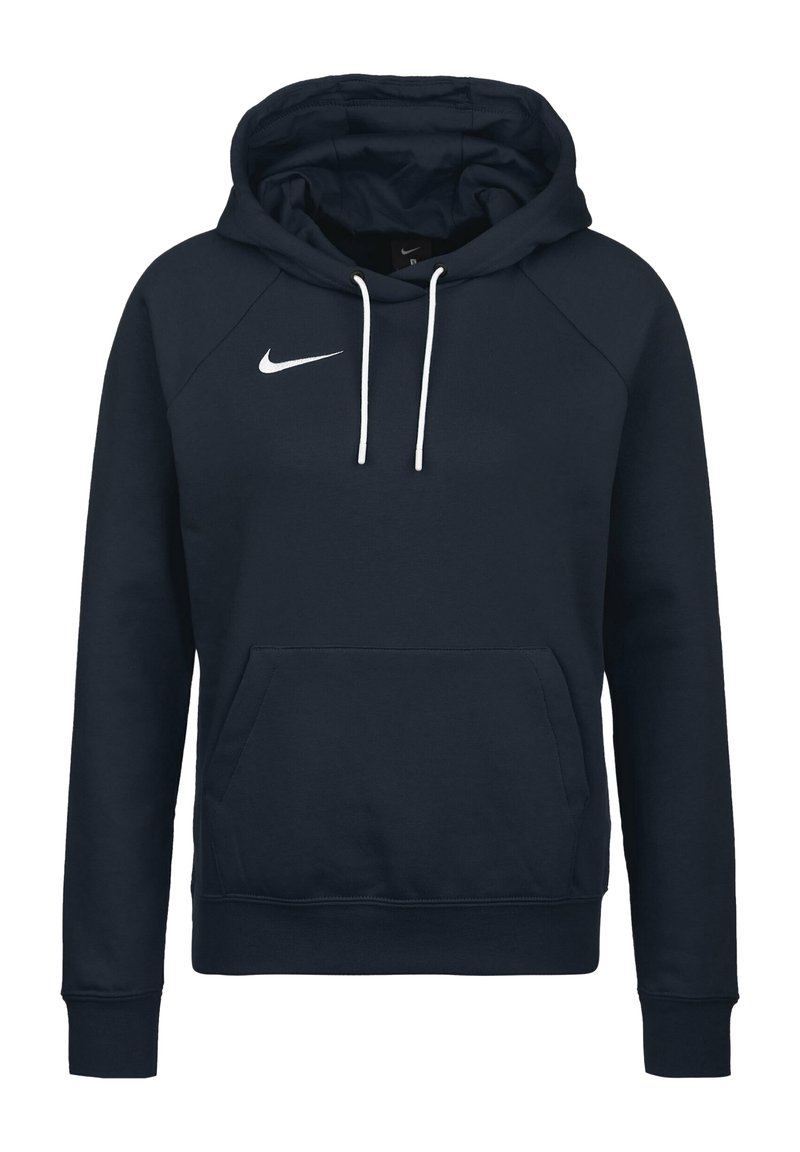 Marineblauwe hoodie gemaakt van zachte stof, voorzien van een kangaroezak, trekkoorden en een wit Nike-logo op de linkerborst.