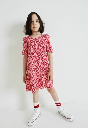 SHIRRED SLEEVE  - Vestido informal - red ditsy