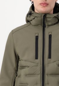 TOM TAILOR DENIM HYBRID JACKET - Könnyű dzseki - jungle soil green