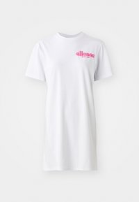 Hvit t-skjortekjole med korte ermer laget av bomull, med rund hals og en rosa "ellesse" logo på venstre brystområde.