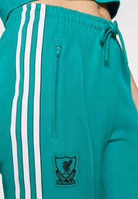 adidas Originals LIVERPOOL FC ICON TRACK PANT  - Klubruházat - sea green