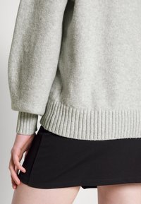 Gap Tall Sweter