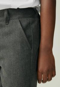 Clarks REGULAR FIT - Pantaloni scurți - grey