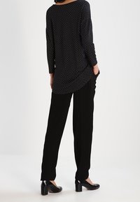 ONLY Trui - black
