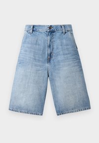 Ljusblå denimshorts med en avslappnad passform, femficksdesign och knäppning i midjan. Fransad kantdetalj vid benen.