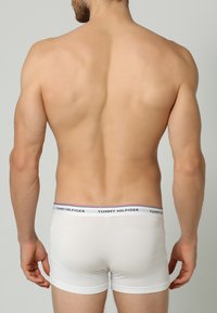 Tommy Hilfiger PREMIUM ESSENTIALS TRUNK 3 PACK - Trunks - grey/black/white