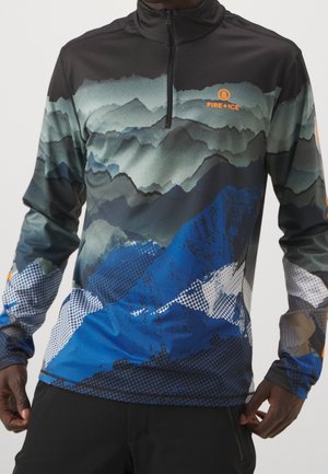 Top met lange mouwen en rits, bedrukt met een berglandschap in blauwtinten, grijs en wit, met het oranje "FIRE + ICE" logo op de borst.