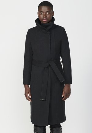 Winter coat - black