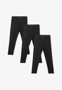 Wybrany, 3x Black