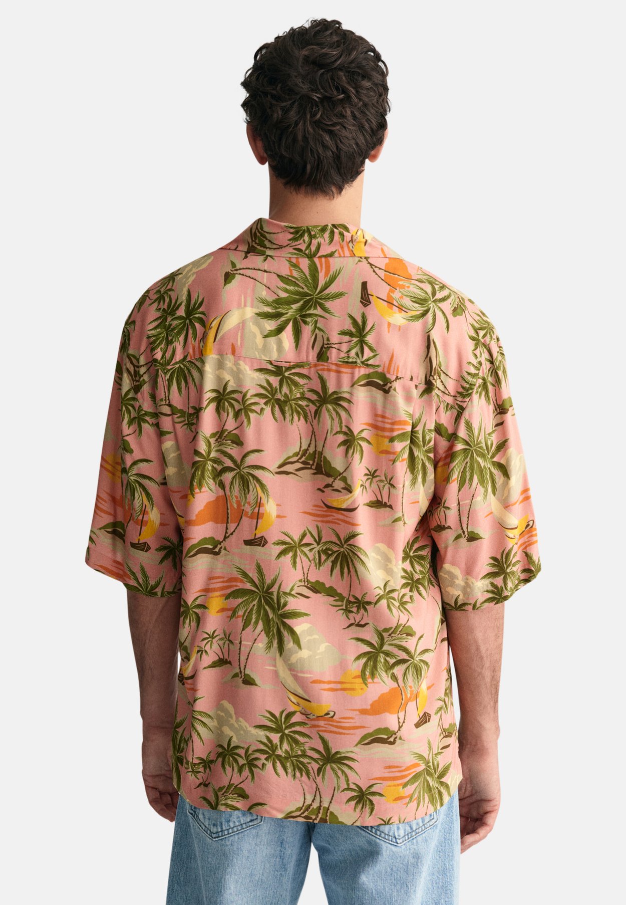 RELAXED FIT HAWAIIAN SHORT SLEEVE