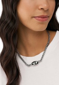 Diesel Náhrdelník - silver-coloured
