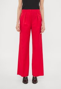 Marella MAILLE - Auduma bikses - rosso