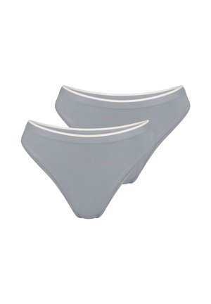 Szare bawełniane majtki z białym elastycznym paskiem w pasie i klasycznym krojem. Gładka faktura z minimalną ilością detali, odpowiednie do codziennego noszenia.