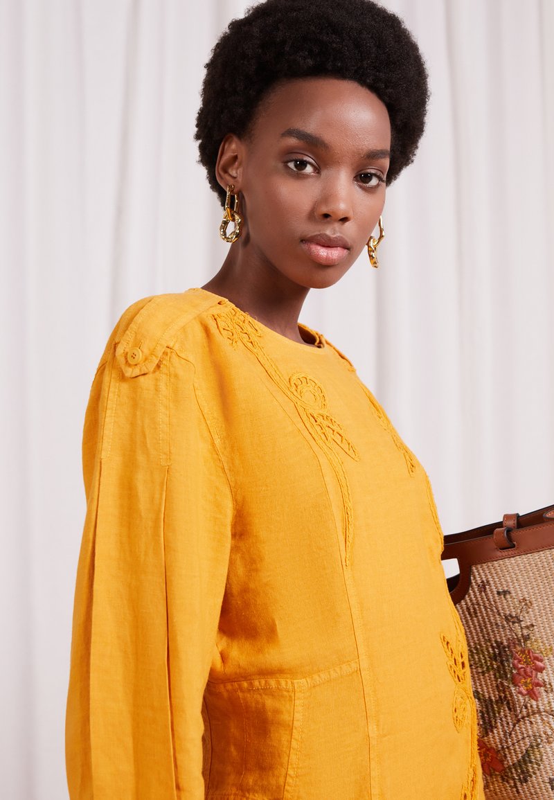 Damen Bekleidung | Alberta Ferretti DRESS EMBROIDERED Freizeitkleid orange - KG81773 Damen Bekleidung | Alberta Ferretti DRESS EMBROIDERED Freizeitkleid orange - KG81773