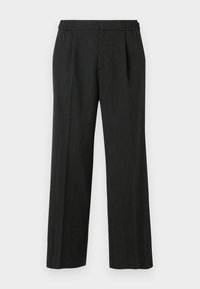 Pantalones de pierna ancha negros con cintura elástica, frente plisado y textura suave. Sin patrones visibles ni detalles metálicos.