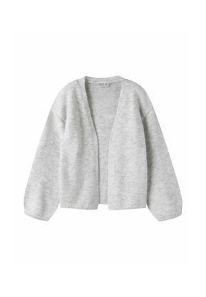 Cardigan gris clair à manches longues, ouvert sur le devant, avec une texture douce et duveteuse et une coupe décontractée.
