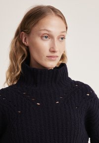 Odd Molly CAROLYN - Neule - cosmic blue